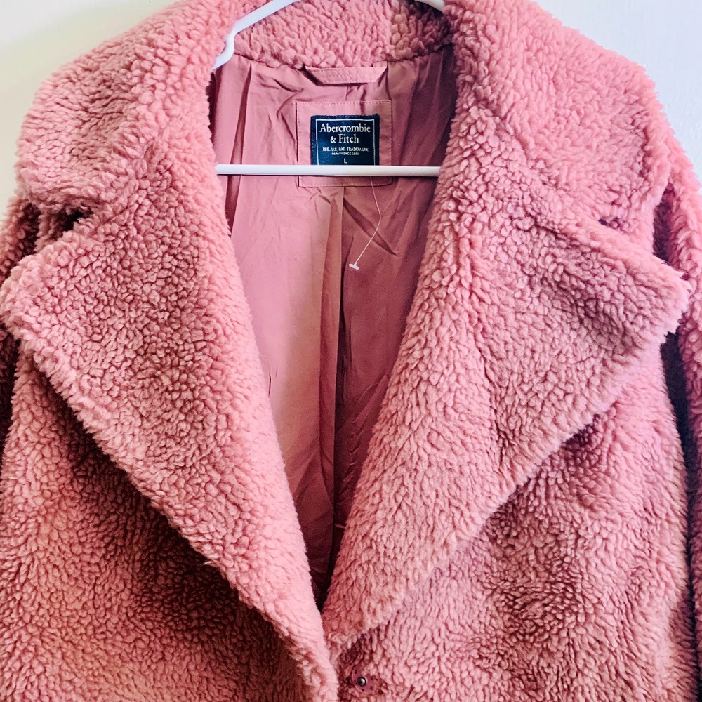 Abercrombie pink teddy coat